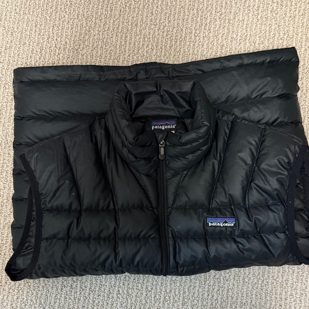 Patagonia Black Puffer Vest